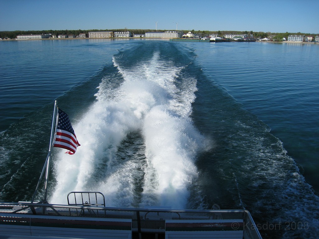Mackinaw Island Area May 2008 0142.jpg - The ferry kicks up a pretty good wake, but nothing like the "Hydro Jets" the other ferry owner uses. (Some pictures later.)